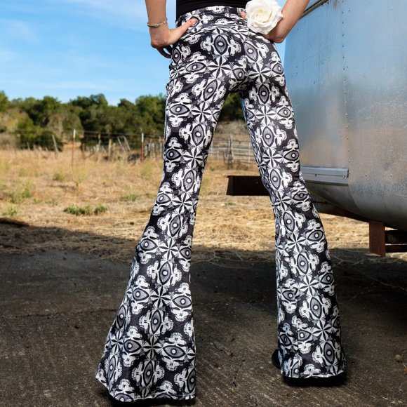 Grateful Dead Bell Bottoms - Stealie Print - Picture 7 of 11